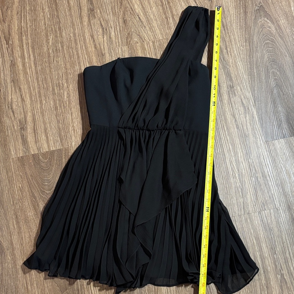 BCBGeneration Black One-Shoulder Mini Dress